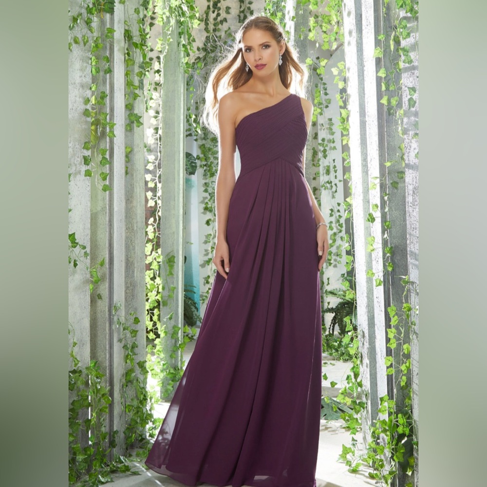 Navy Morilee Madeline Gardner One Shoulder Chiffon Bridesmaid Dress size 4 US